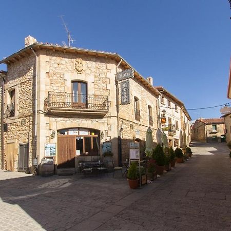 Hostal Meson Casa De Guzman Santo Domingo De Silos Kültér fotó