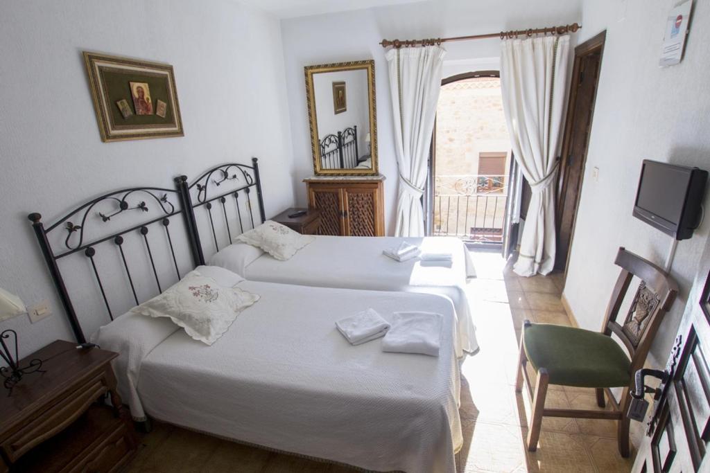 Hostal Meson Casa De Guzman Santo Domingo De Silos Szoba fotó