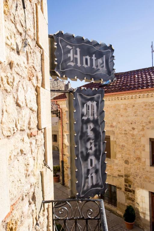 Hostal Meson Casa De Guzman Santo Domingo De Silos Kültér fotó