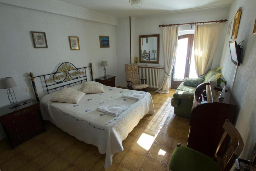Hostal Meson Casa De Guzman Santo Domingo De Silos Szoba fotó