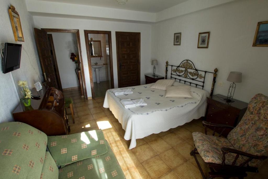 Hostal Meson Casa De Guzman Santo Domingo De Silos Szoba fotó
