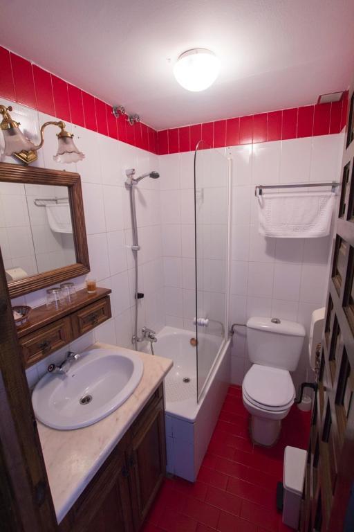 Hostal Meson Casa De Guzman Santo Domingo De Silos Kültér fotó